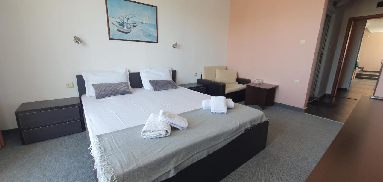 Guest House Compass Лозенець Екстер'єр фото